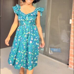 Fit-n-flare midi dress.